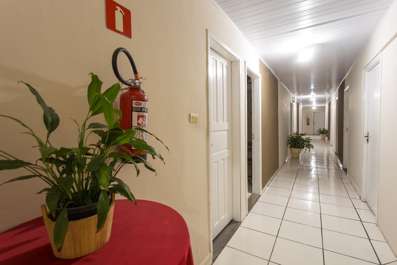 Hotel Calixtro Registro Exterior photo